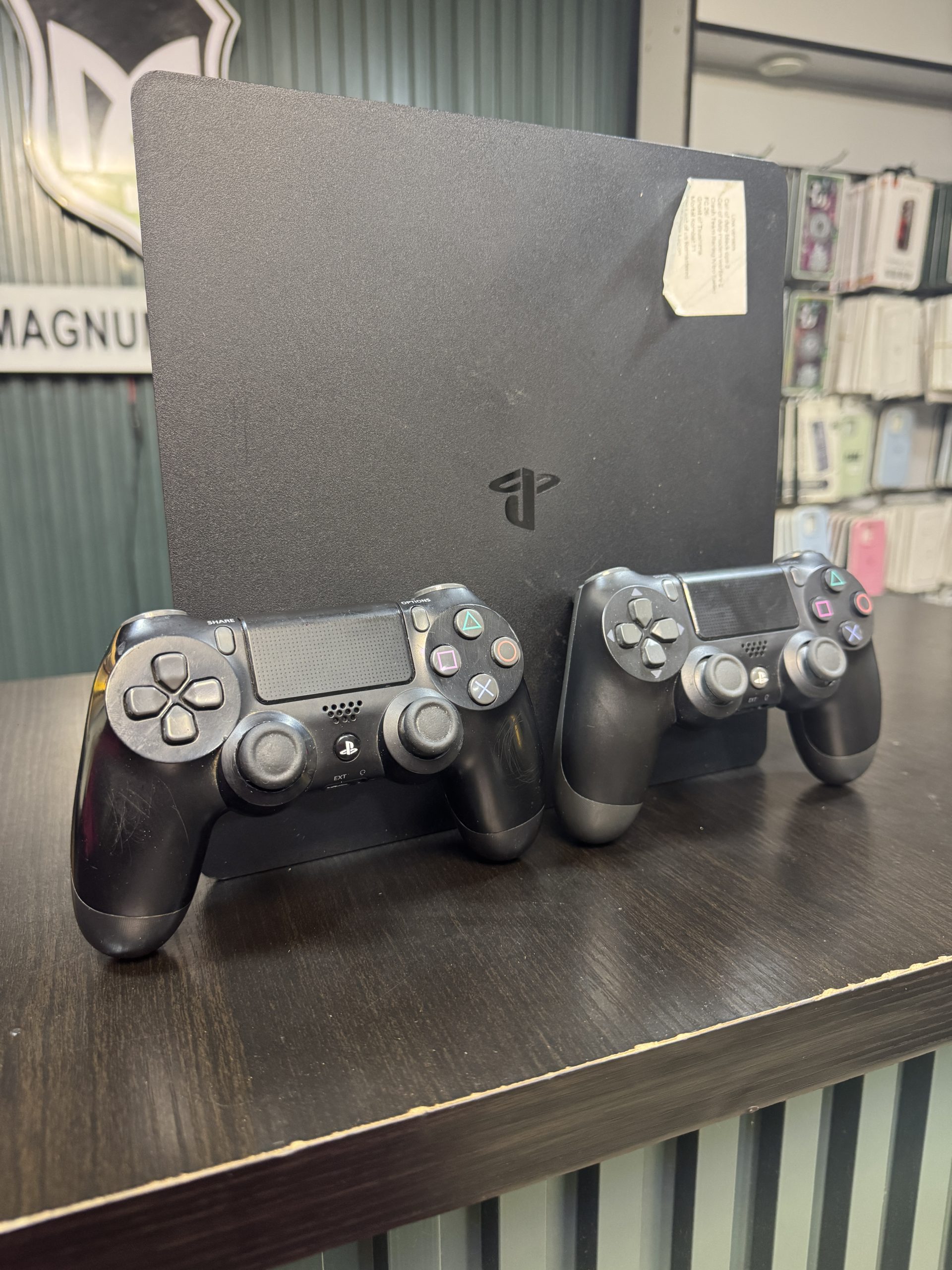 Play Station 4 slim - Image 2