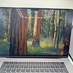 MACBOOK AIR 2024